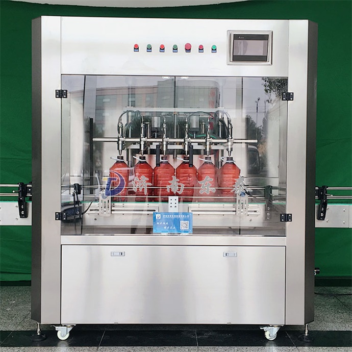 全自動(dòng)油類灌(guàn)裝機.jpg 全自動油類(lèi)灌裝機.jpg